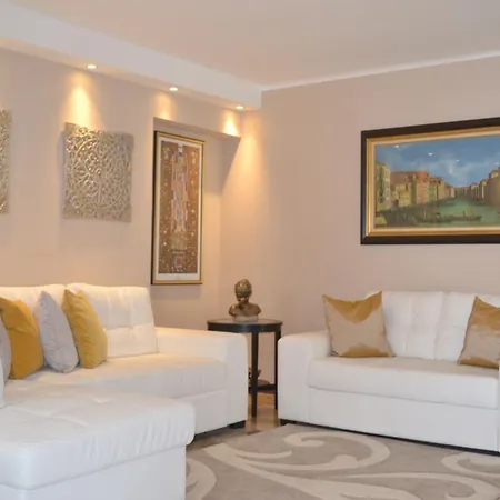 San Marco3 Apartman *